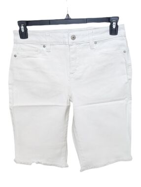 Style & Co Petite Women's Mid-rise Bermuda 11" Denim Shorts Fray Hem White 8P